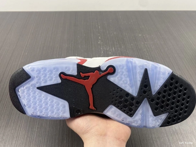 1st Kicks Shoes Retro CT8529-162 Hare 6 Jordan 0710